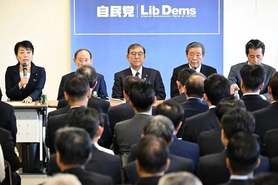 石破茂涉险过关，但自民党元气大伤